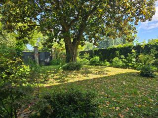 house 10 Rooms for sale on NONTRON (24300)