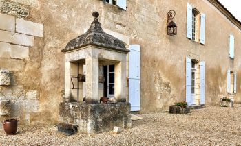 maison 13 Pièces en vente sur DOUCHAPT (24350)