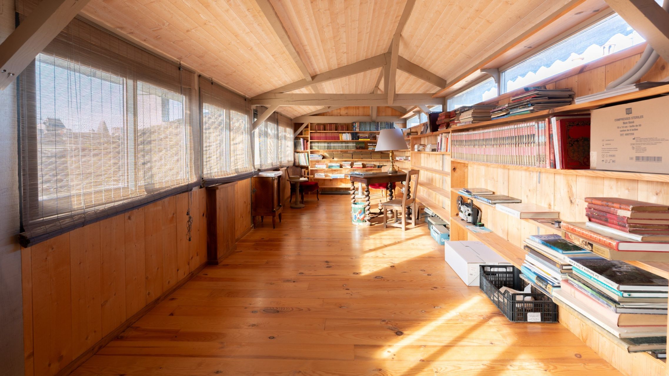 mansion 10 Rooms for sale on NERAC (47600)