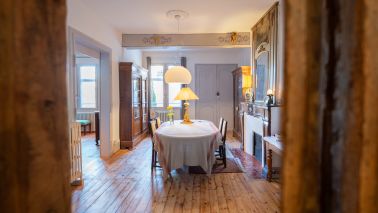 mansion 10 Rooms for sale on NERAC (47600)