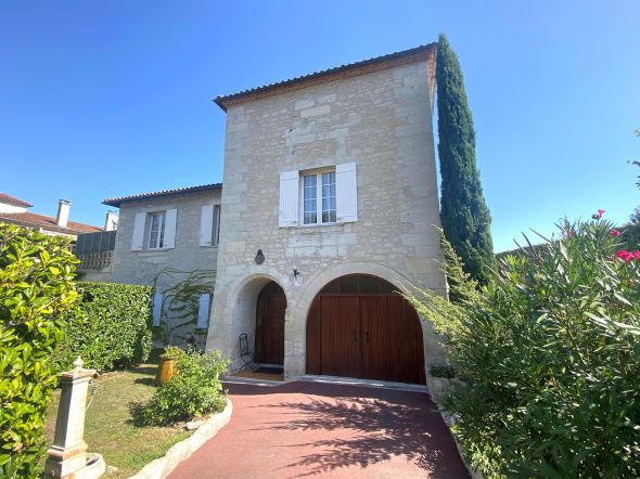 Vente Maison Périgueux 9 Pièces 185 m²