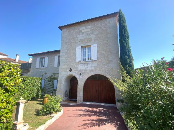 Vente Maison Périgueux 9&nbsp;Pièces 185&nbsp;m²