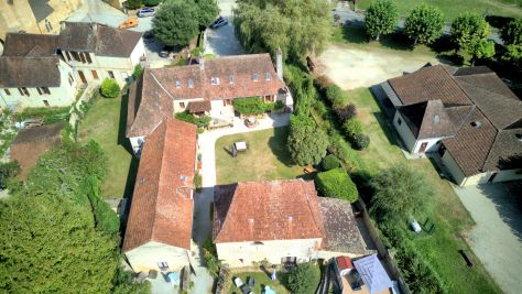 Vente Maison Saint-Léon-sur-Vézère 13&nbsp;Pièces 500&nbsp;m²