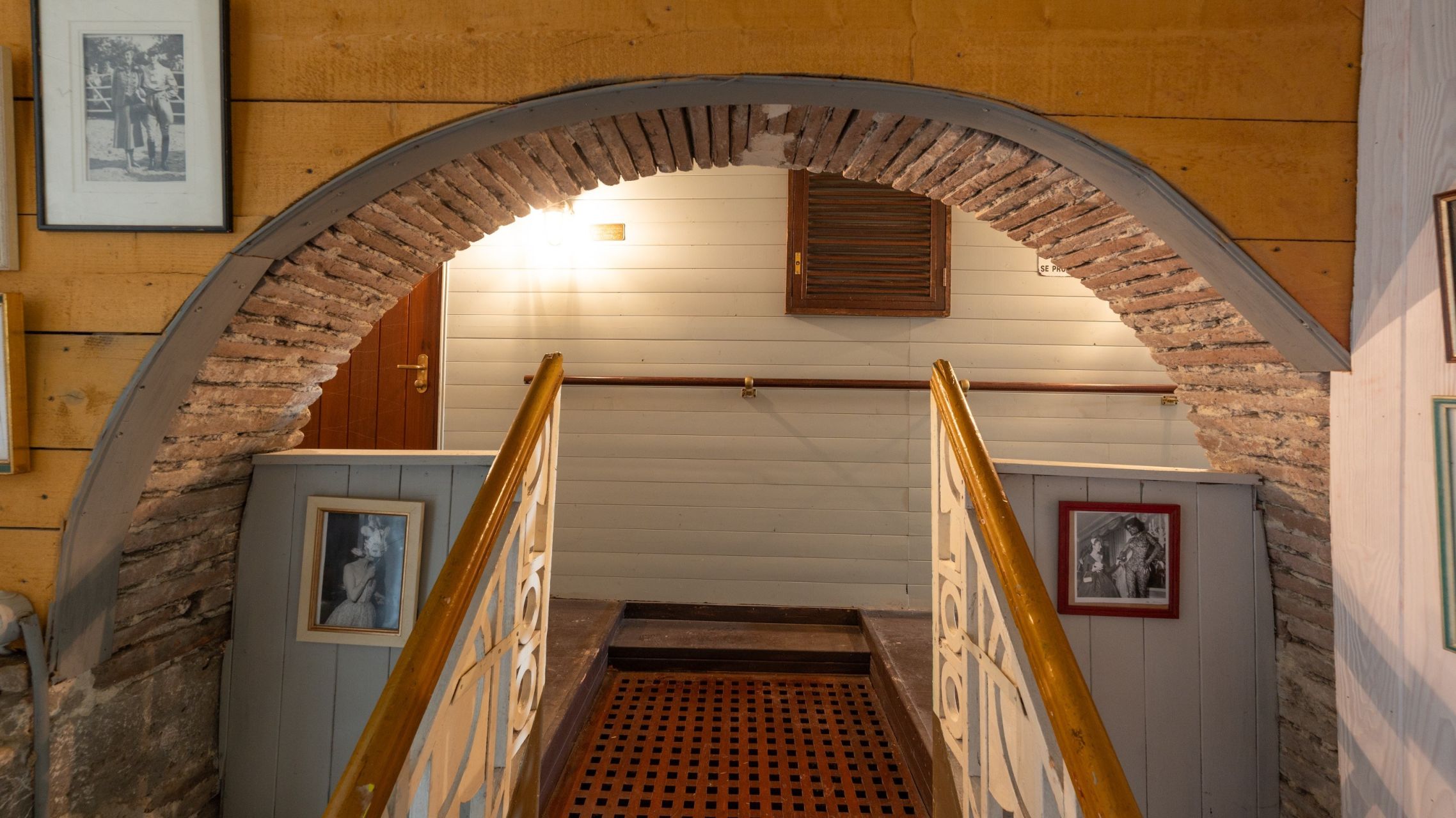 maison de maître 11 Pièces en vente sur PUYMIROL (47270)