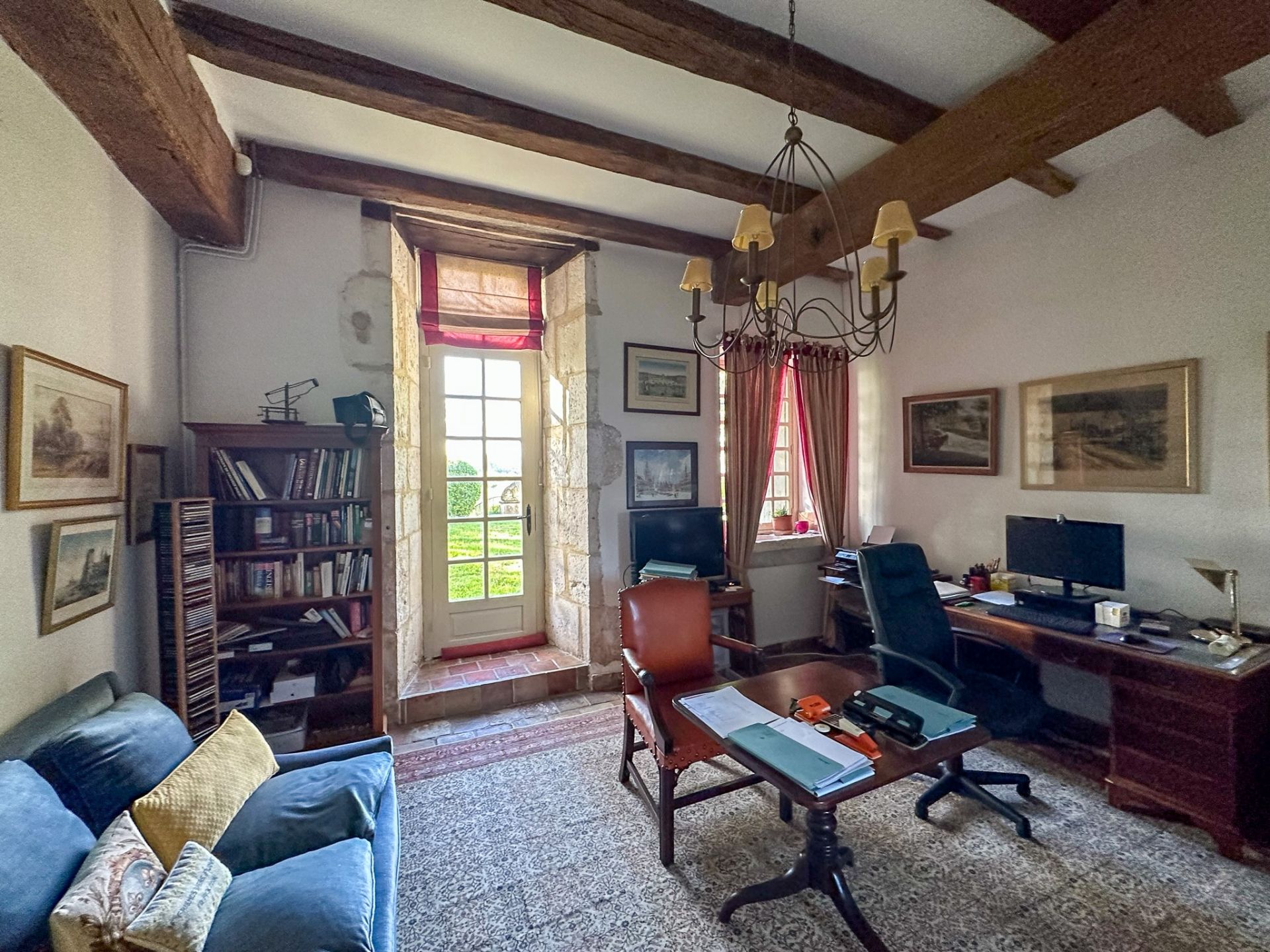 maison 11 Pièces en vente sur DURAS (47120)