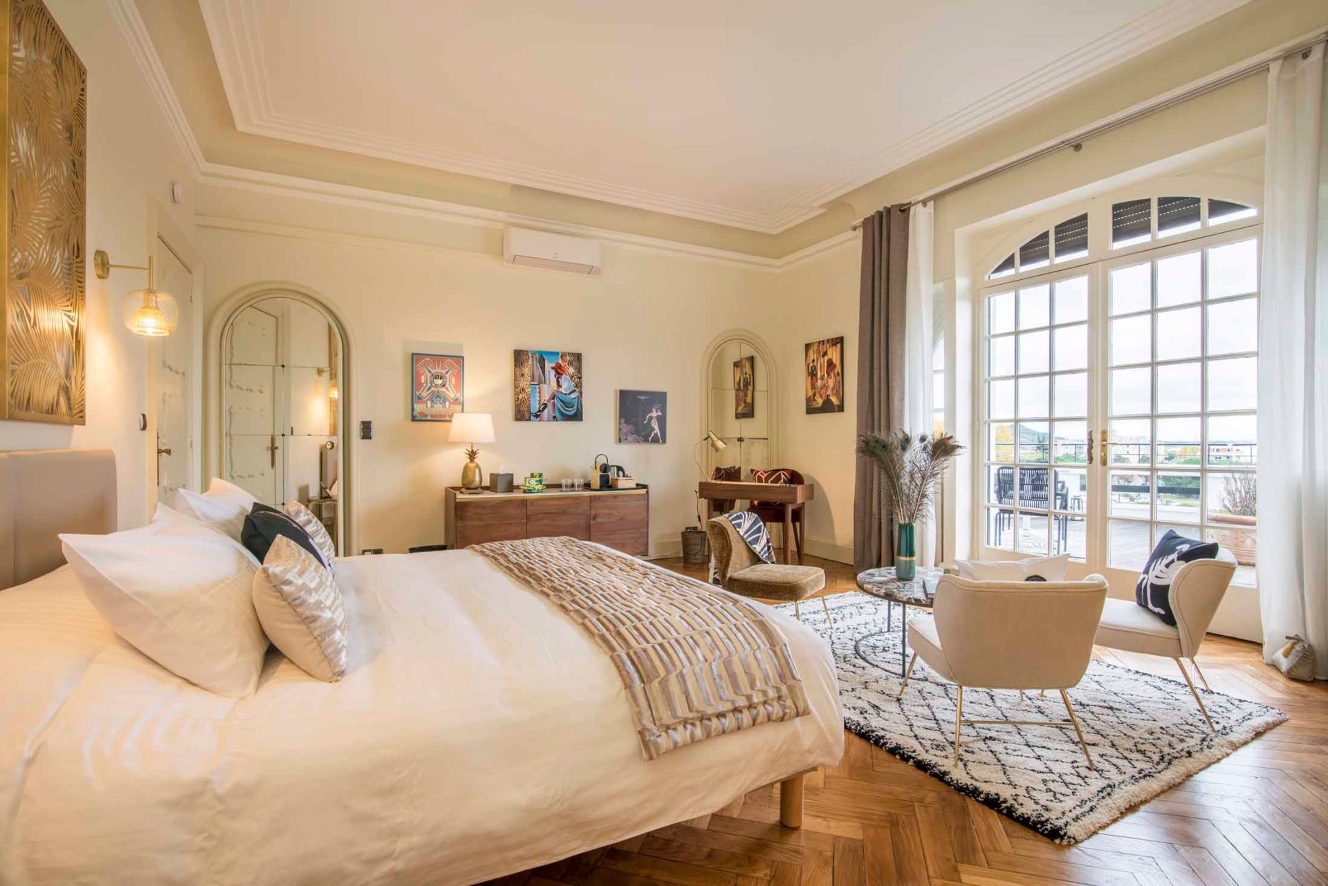house 10 Rooms for sale on AGEN (47000)
