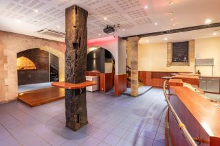 building for sale on PERIGUEUX (24000)