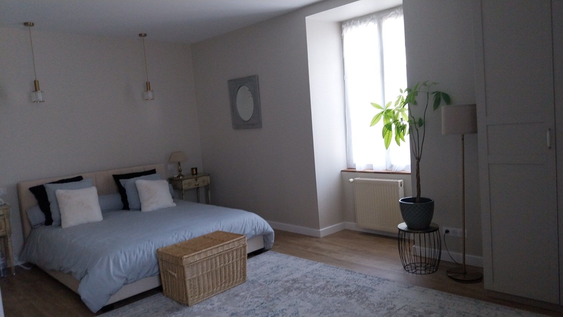 house 11 Rooms for sale on CHAMPAGNAC DE BELAIR (24530)