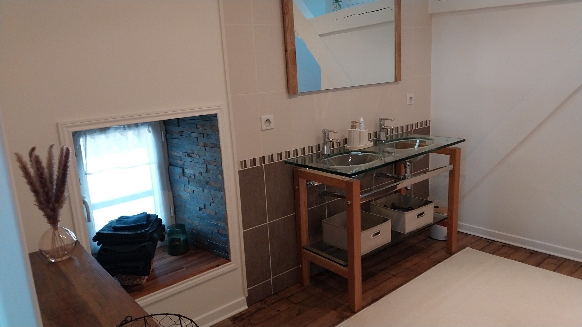 house 11 Rooms for sale on CHAMPAGNAC DE BELAIR (24530)