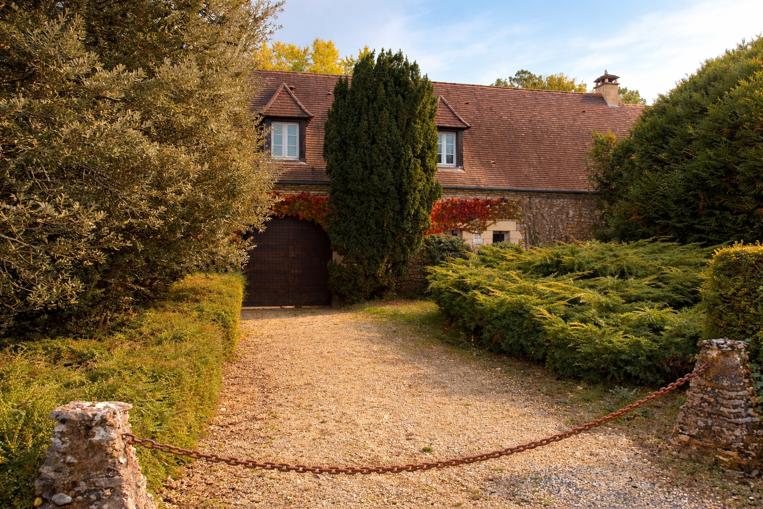 house 19 Rooms for sale on SARLAT LA CANEDA (24200)