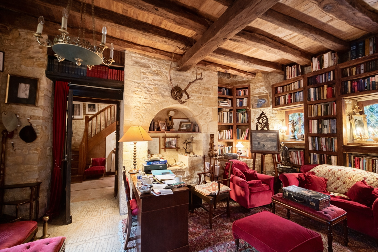 house 19 Rooms for sale on SARLAT LA CANEDA (24200)