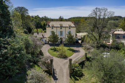 Vente Maison Bergerac 14&nbsp;Pièces 420&nbsp;m²