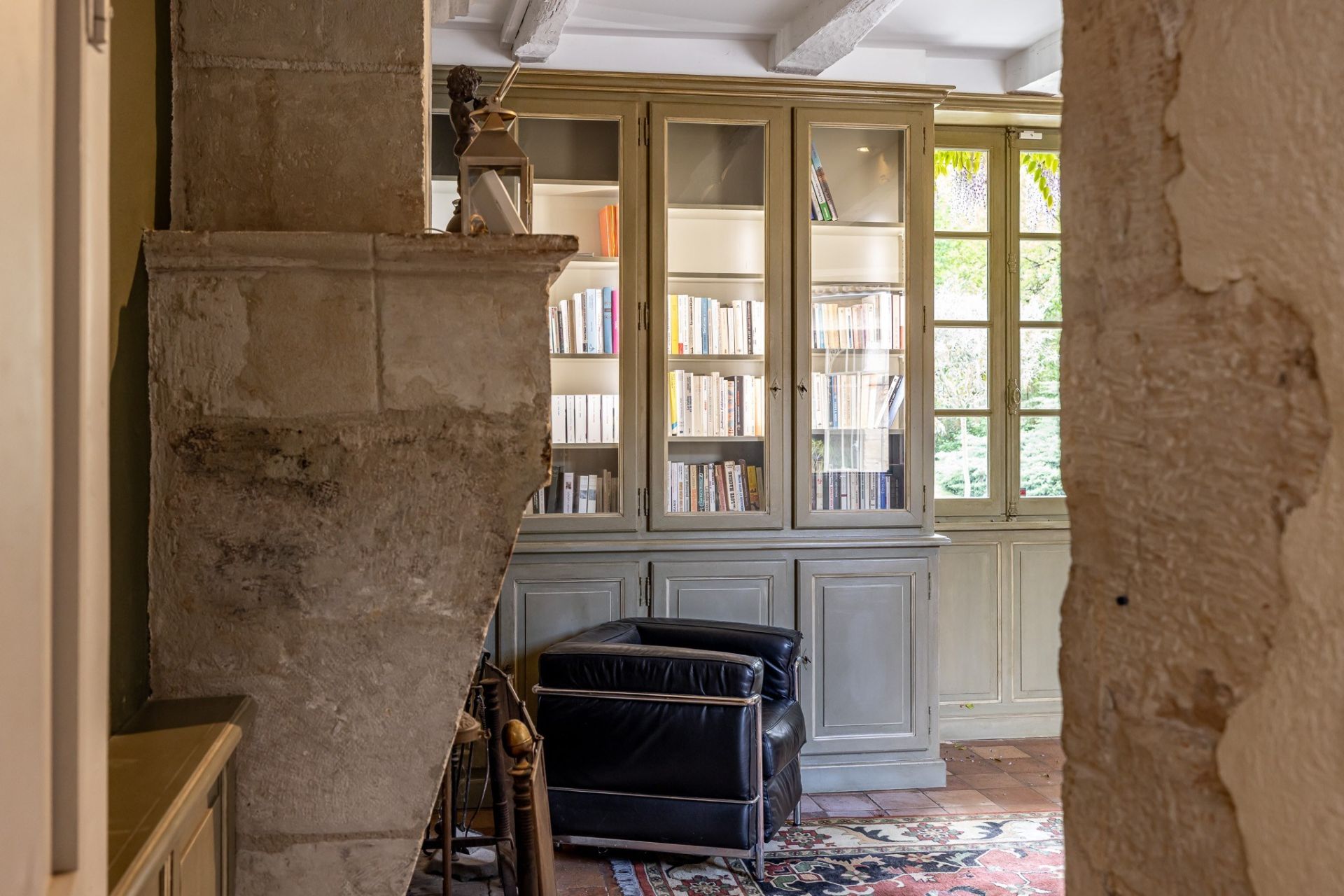 house 15 Rooms for sale on PERIGUEUX (24000)