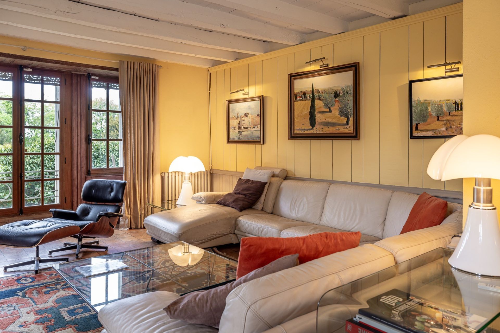 house 15 Rooms for sale on PERIGUEUX (24000)