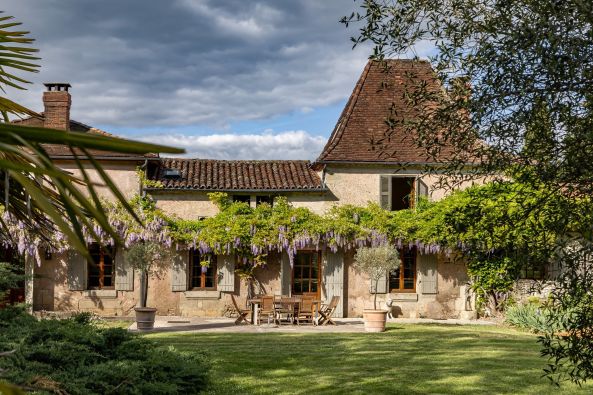 Sale House Périgueux 15&nbsp;Rooms 485&nbsp;m²