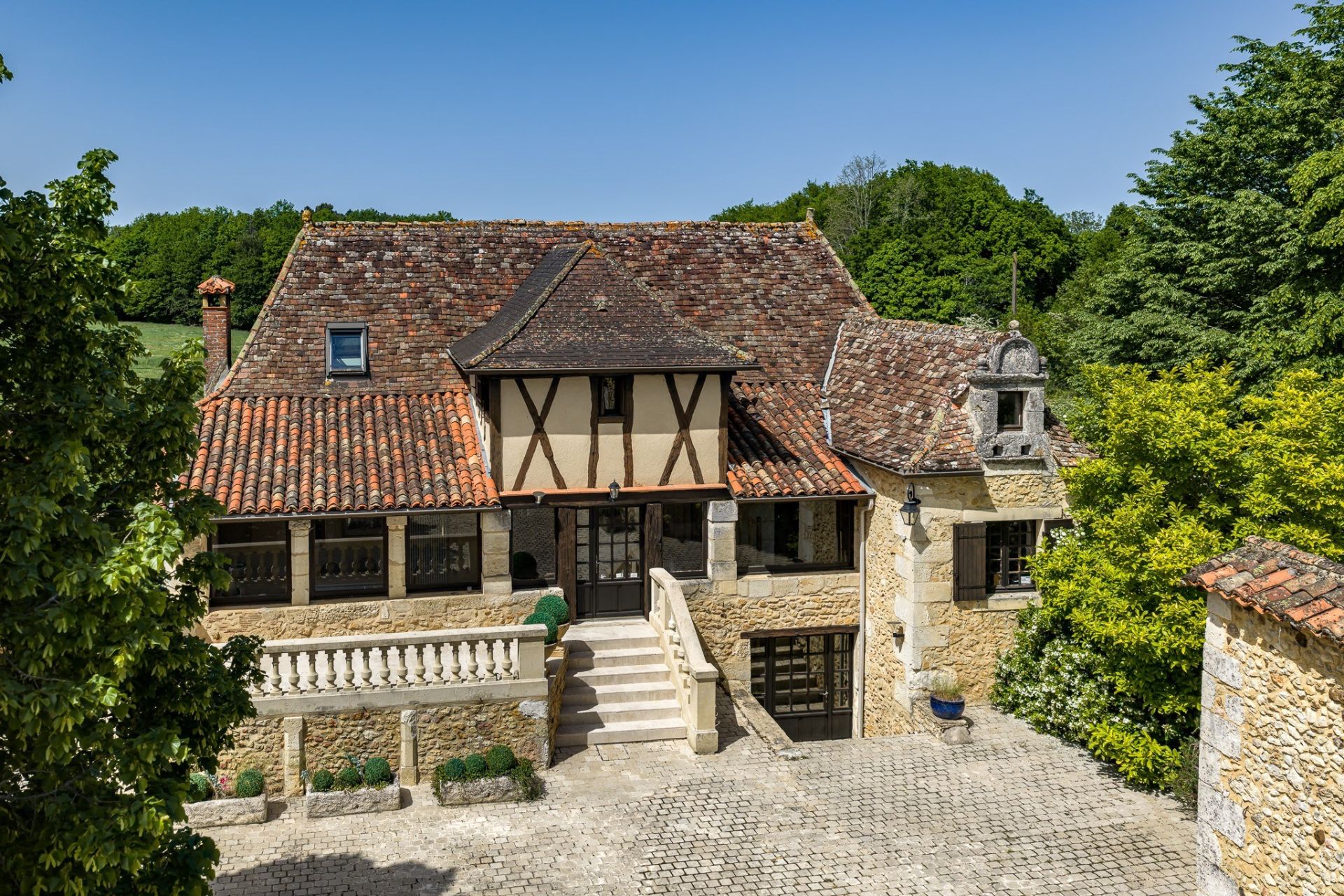 maison 15 Pièces en vente sur VERGT (24380)