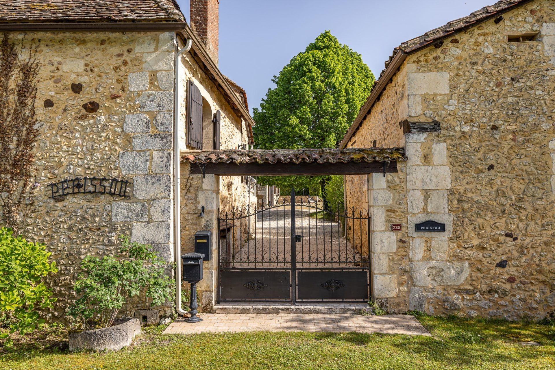 maison 15 Pièces en vente sur VERGT (24380)