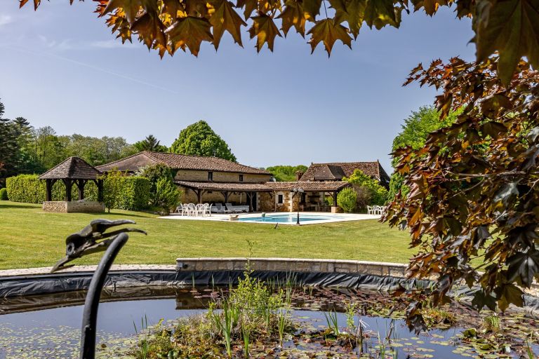 maison 15 Pièces en vente sur VERGT (24380)