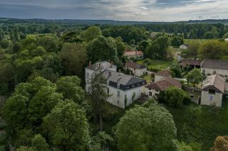 mansion 15 Rooms for sale on LISLE (24350)
