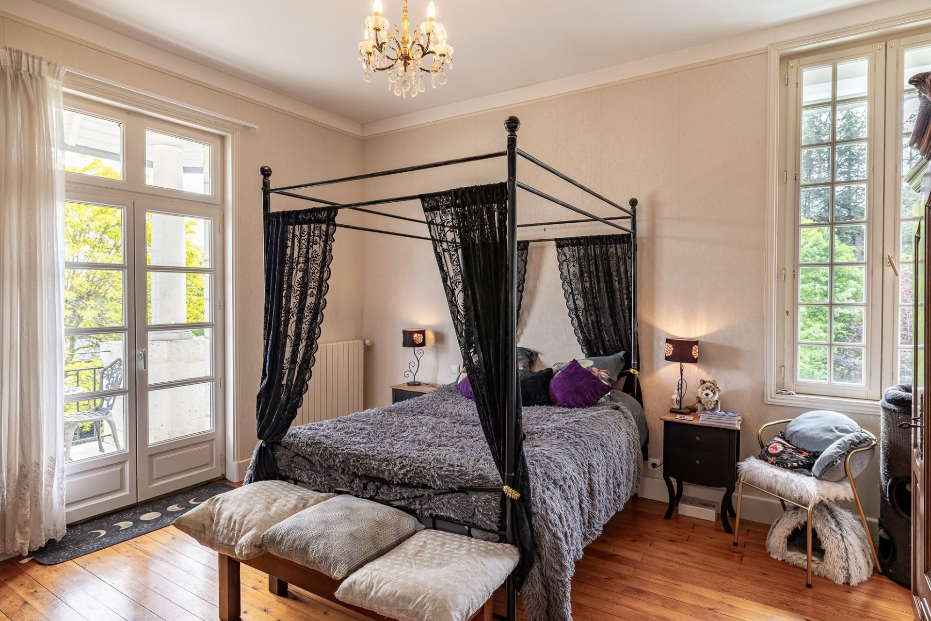 maison 8 Pièces en vente sur NEUVIC (24190)