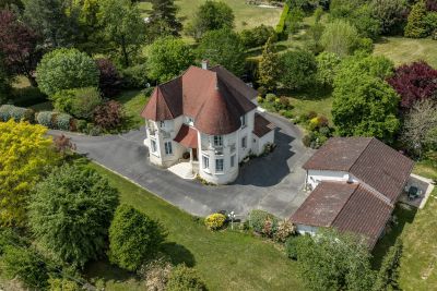 Vente Maison Neuvic 8&nbsp;Pièces 268&nbsp;m²