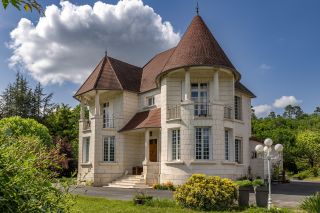 maison 8 Pièces en vente sur NEUVIC (24190)
