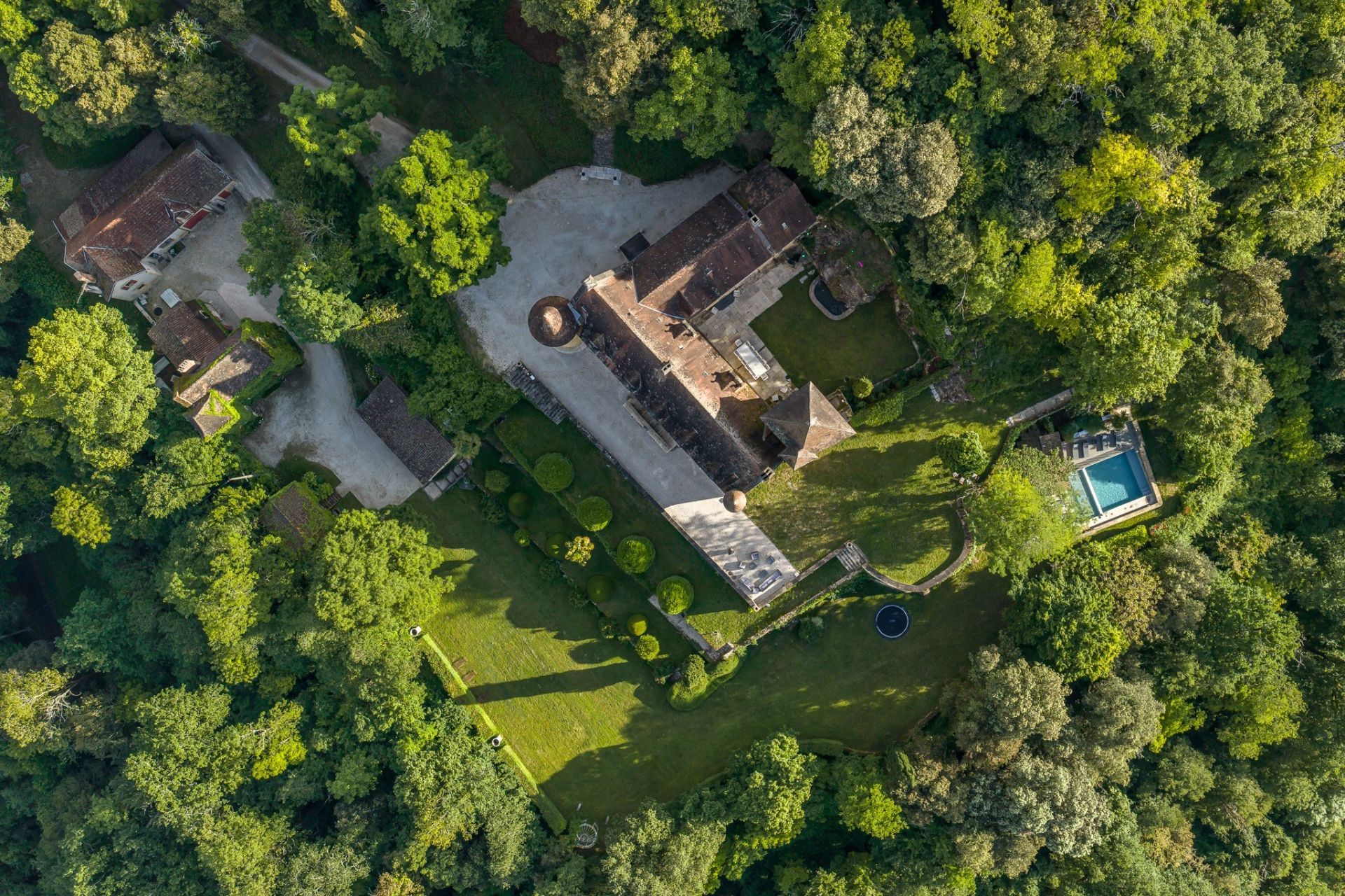 château 32 Pièces en vente sur SARLAT LA CANEDA (24200)