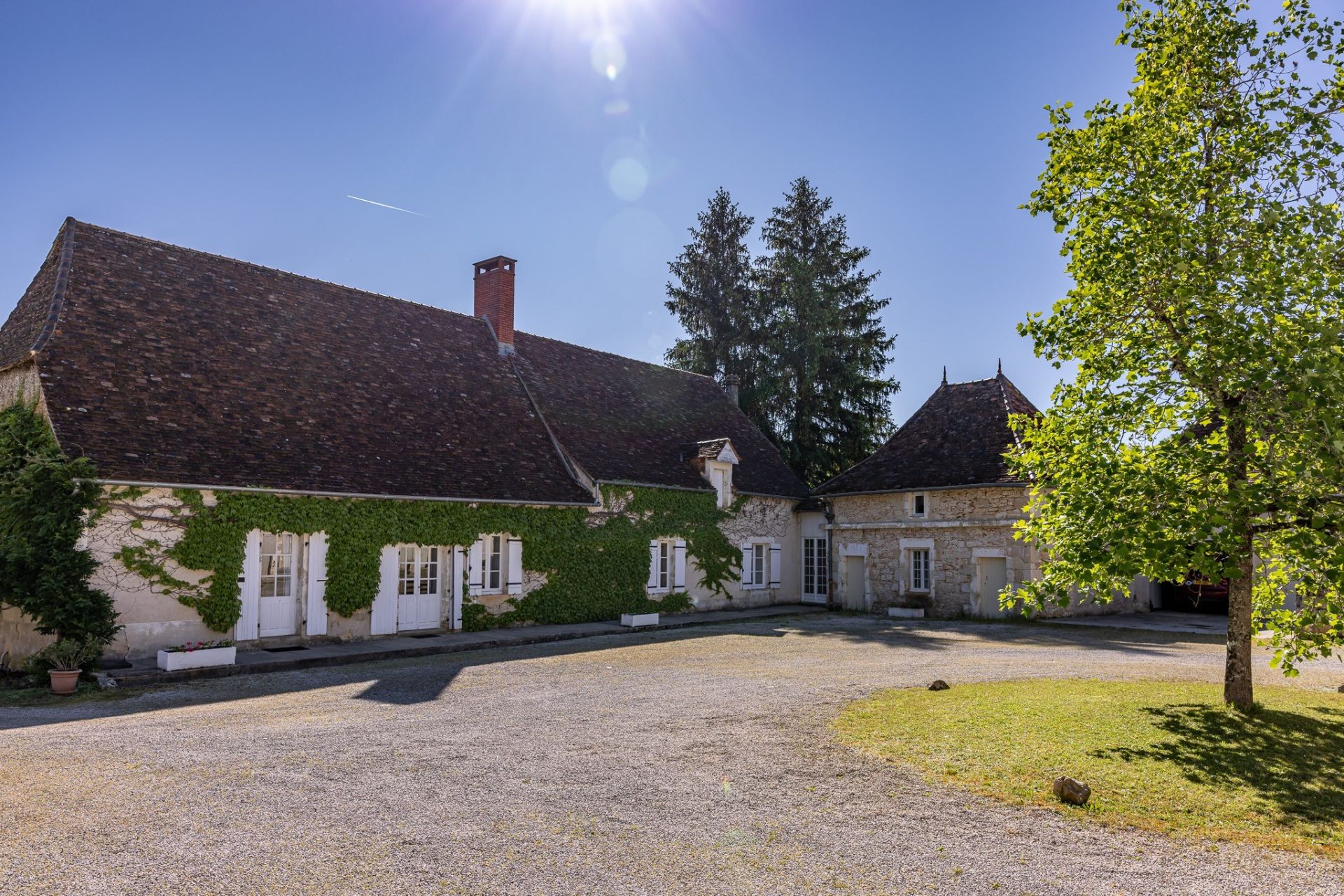 maison 21 Pièces en vente sur EXCIDEUIL (24160)