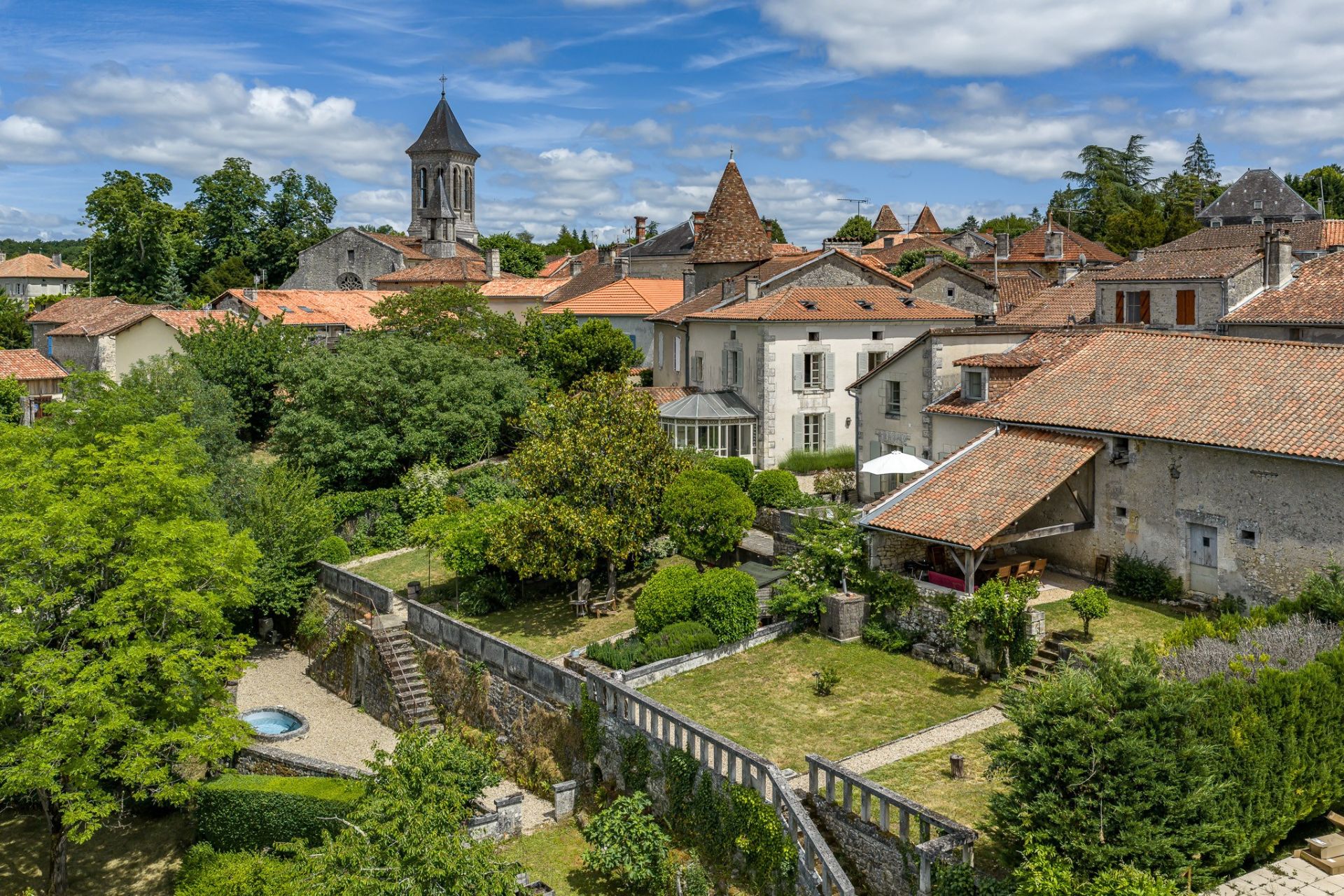 maison 13 Pièces en vente sur BRANTOME EN PERIGORD (24310)