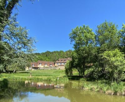 Vente Maison Les Eyzies 15&nbsp;Pièces 449&nbsp;m²