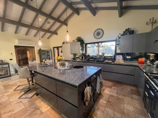 maison 15 Pièces en vente sur LES EYZIES (24260)
