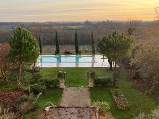 house 7 Rooms for sale on BERGERAC (24100)