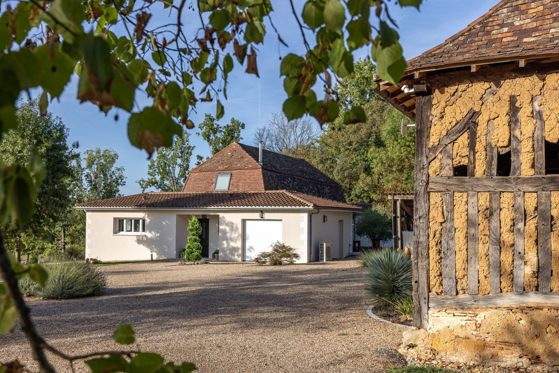 house 7 Rooms for sale on ST LAURENT DES HOMMES (24400)