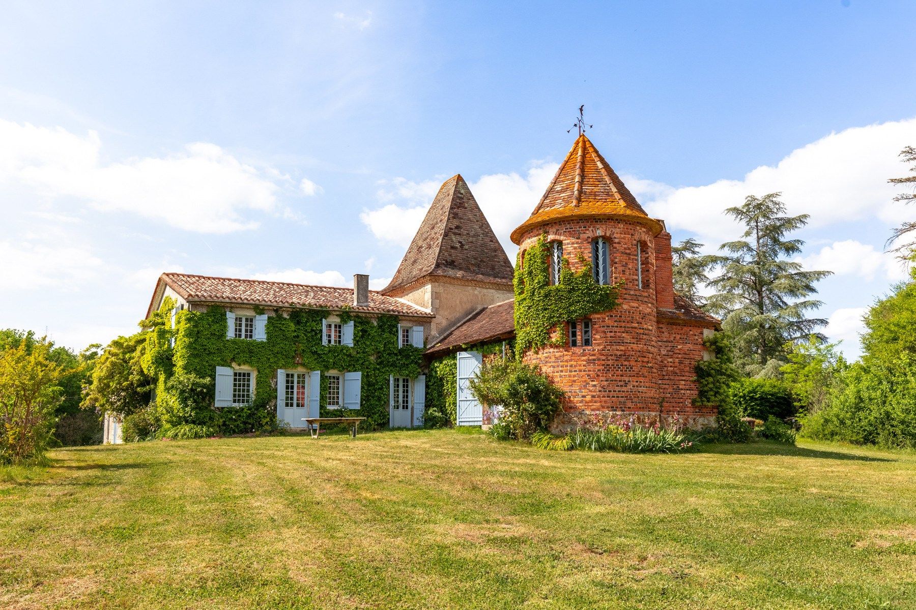 maison 15 Pièces en vente sur ST ANDRE DE DOUBLE (24190)
