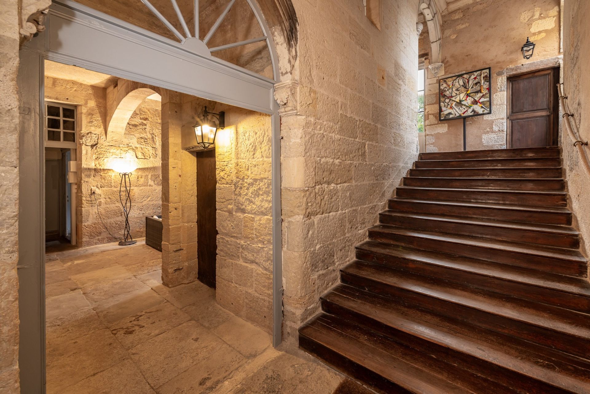 house 13 Rooms for sale on PERIGUEUX (24000)