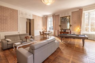 house 13 Rooms for sale on PERIGUEUX (24000)
