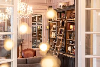mansion 11 Rooms for sale on PERIGUEUX (24000)