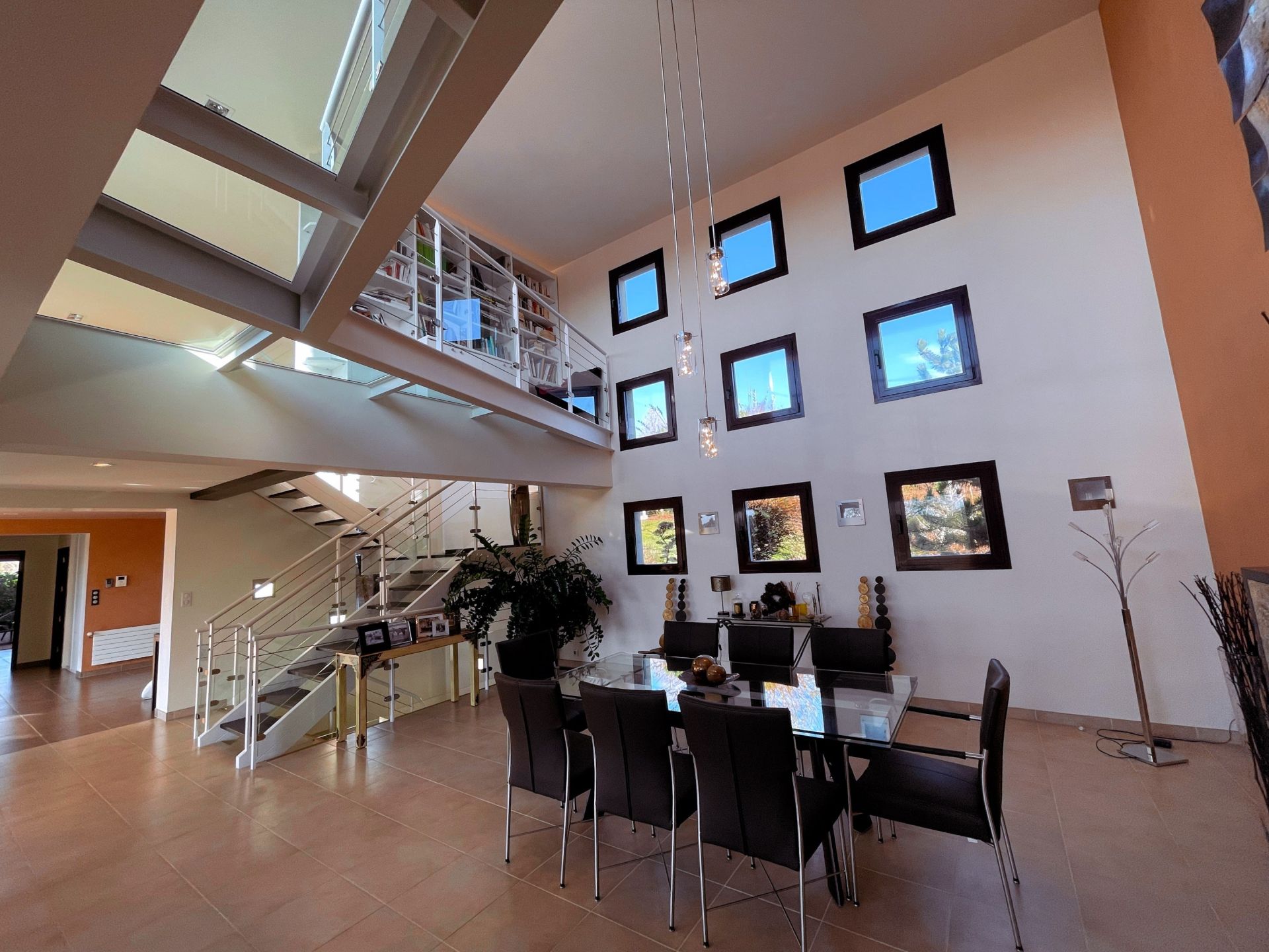 house 14 Rooms for sale on PERIGUEUX (24000)