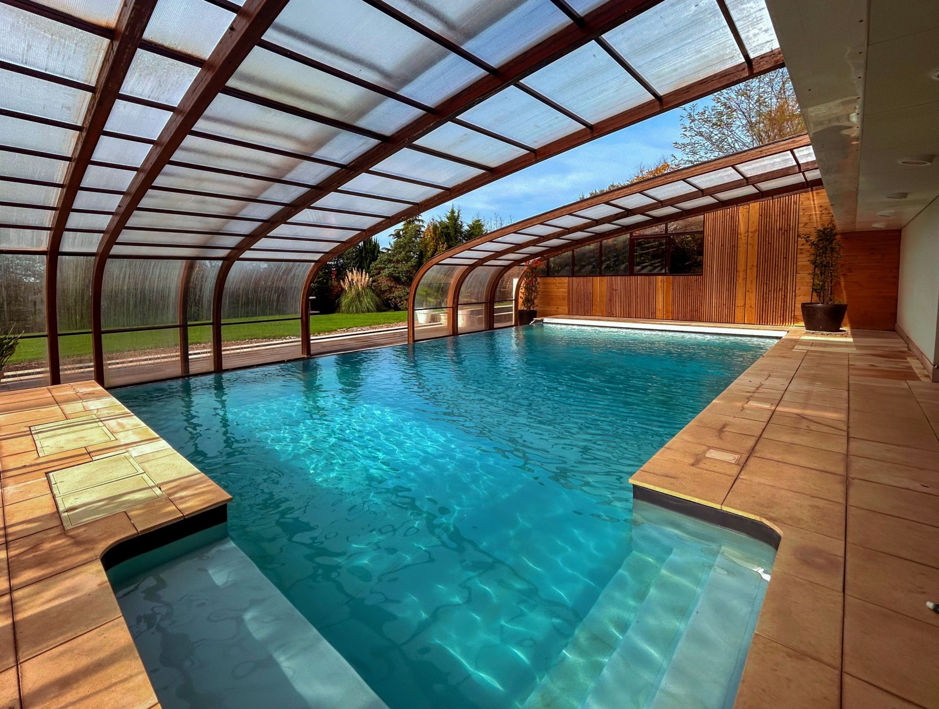 house 14 Rooms for sale on PERIGUEUX (24000)