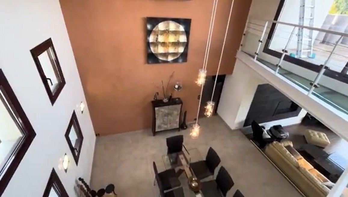 house 14 Rooms for sale on PERIGUEUX (24000)
