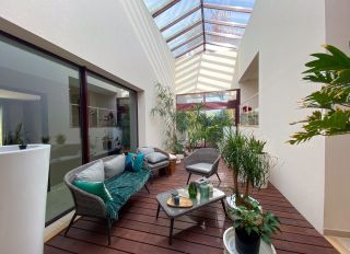 house 14 Rooms for sale on PERIGUEUX (24000)
